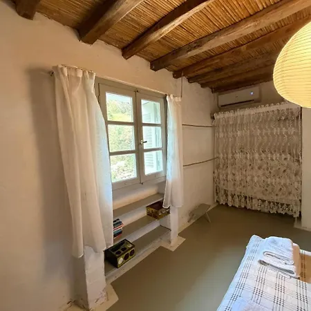 3 Bd Stonehouse With Swimming Pool Villa