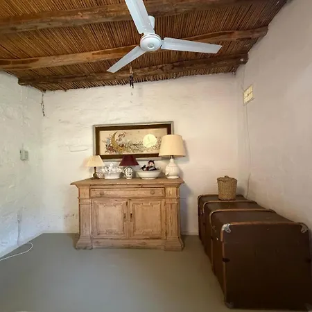 Villa 3 Bd Stonehouse With Swimming Pool *