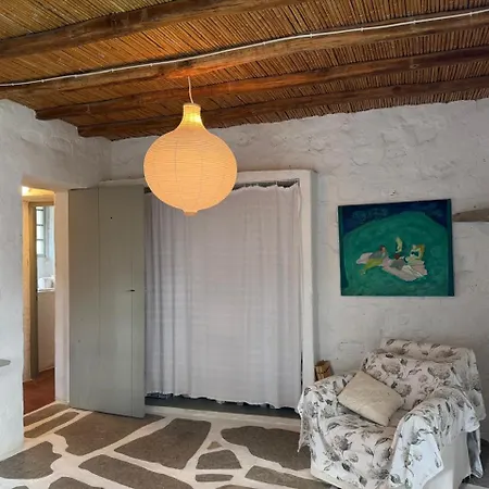 Villa 3 Bd Stonehouse With Swimming Pool
