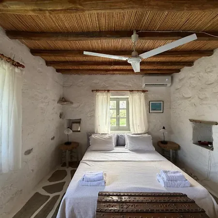 3 Bd Stonehouse With Swimming Pool Villa Paraspori (Paros)